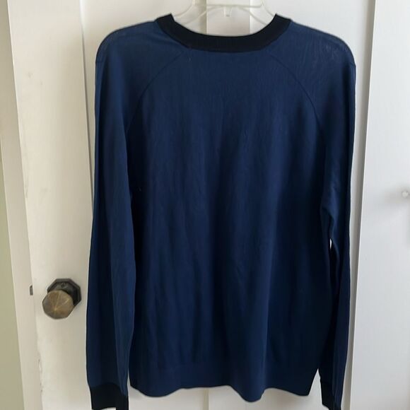VGUC Lululemon Silk Blend Navy Black Crewneck Sweater Sz 12 - Picture 8 of 9